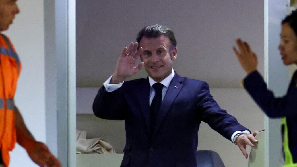 מקרון נוחת בווייטנאם, לאחר תקרית הסטירה מרעייתו