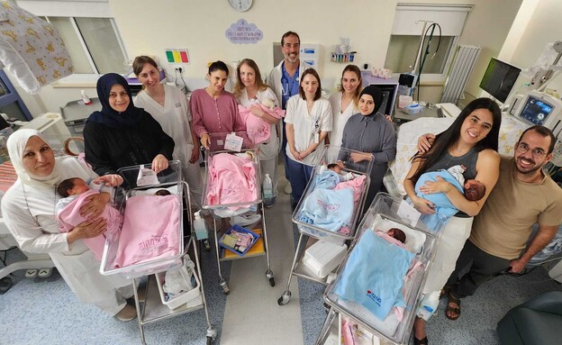 זוגות התאומים שנולדו השבוע בבית החולים הלל יפה (צילום: הלל יפה)