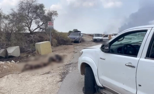 הלחימה בצומת שער הנגב ב7.10 (צילום: דוברות המשטרה)