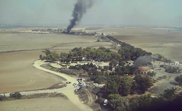 הלחימה בצומת שער הנגב ב7.10 (צילום: דוברות המשטרה)