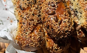 מקלות בייגל פריכים (צילום: חנושה (בת חן שמעיה), mako אוכל)