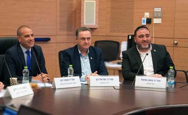 משה ארבל, ישראל כ"ץ, אופיר כץ (צילום: אריאל חרמוני, משרד הביטחון)