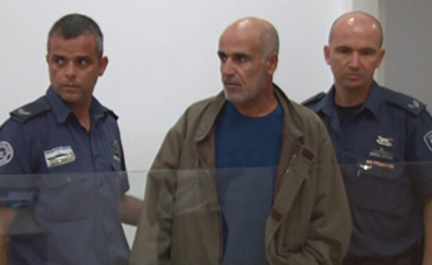 "ראיתי אותו גורר את הגופה לצד"