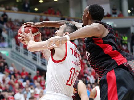 ההגנה של ירושלים לא עשתה חיים קלים לאורחת (שיבר)