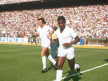 זכה באליפות אחת. קנינגהאם (מצד ימין) (getty) (צילום: ספורט 5)