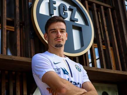 סיטואציה קשה בציריך (באדיבות FC ציריך) (צילום: ספורט 5)