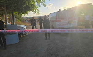 זירת הרצח בנתניה (צילום: דוברות המשטרה)