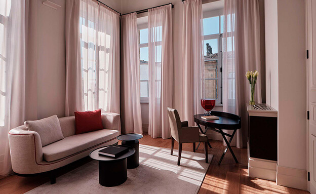Luxe & Sweet One Bedroom Suite (צילום: באדיבות Amyth of Nicosia)