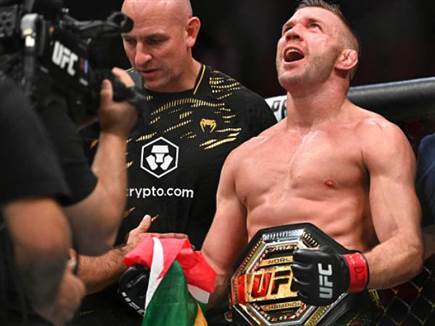 צ'ימאייב מחכה. דו פלסי (GETTY) (צילום: ספורט 5)