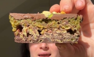 שוקולד דובאי קורנפלקס (צילום: יעל קצב, mako אוכל)