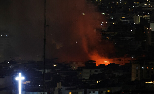 תקיפה בדאחייה בבירות  (צילום: reuters)