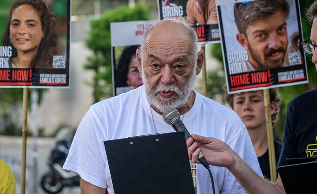 איציק הורן, אביו של איתן הורן 