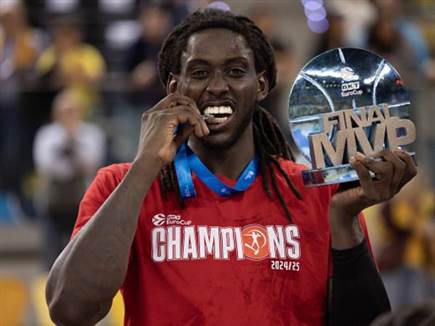 הישג עצום ופורץ דרך. הזכייה ביורוקאפ (getty) הישג עצום ופורץ דרך. הזכייה ביורוקאפ (getty)