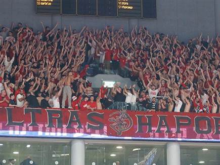 משבר גדול. הסכסוך עם האולטראס (צילום: אלן שיבר) משבר גדול. הסכסוך עם האולטראס (צילום: אלן שיבר)