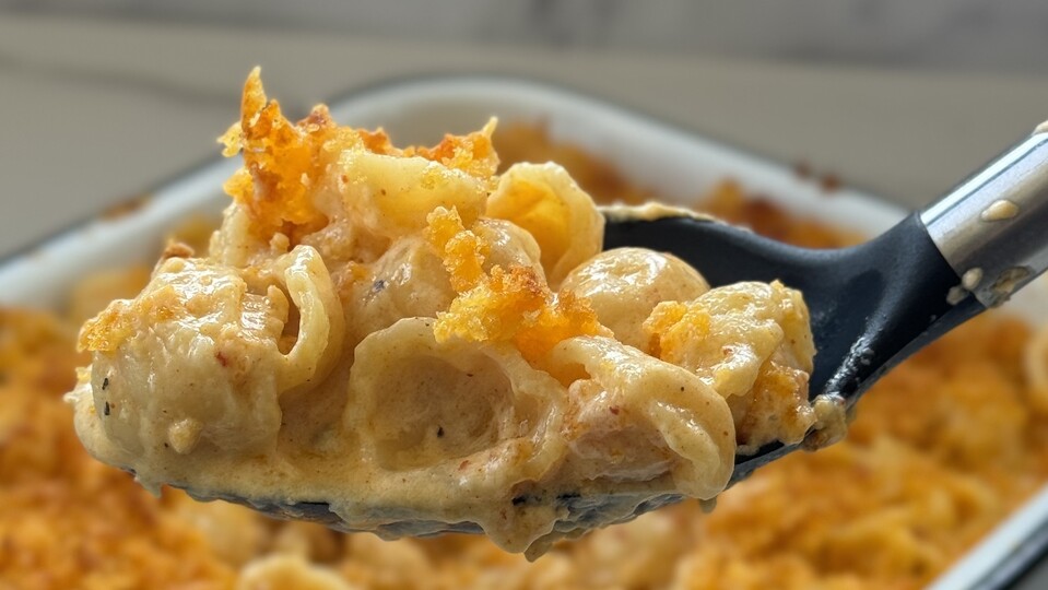 מק אנד צ'יז של יעל קצב. אבל יותר טעים עם (צילום: יעל קצב, mako אוכל)