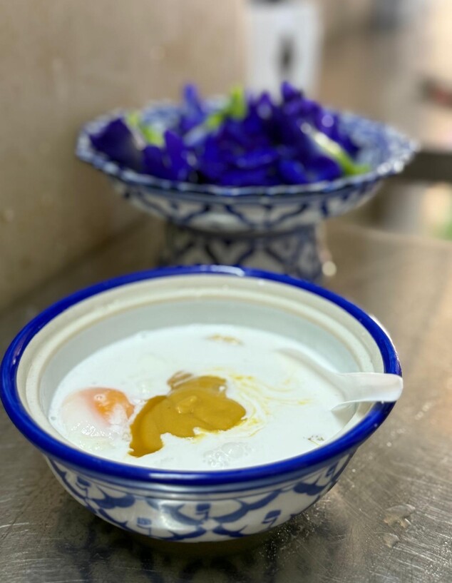 קינוח צ'ה תאי בקאנום נאם (צילום: לין לוי, mako אוכל)