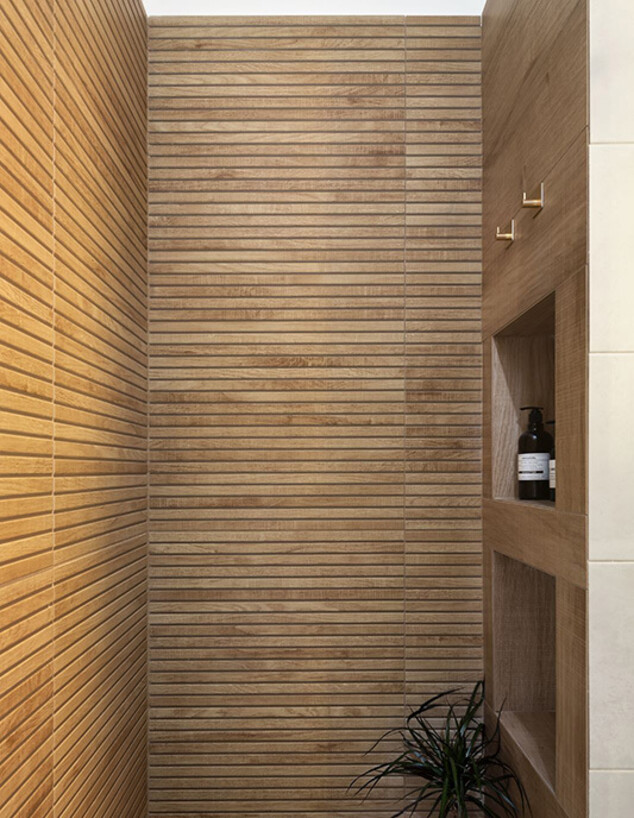 רווח באמבטיה עיצוב שירלי רוט רווח באמבטיה עיצוב שירלי רוט