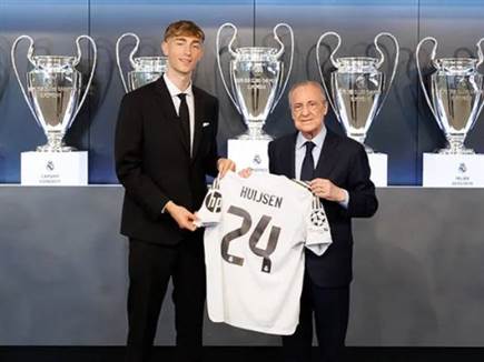 דין האוסן מוצג בריאל מדריד (REAL MADRID)