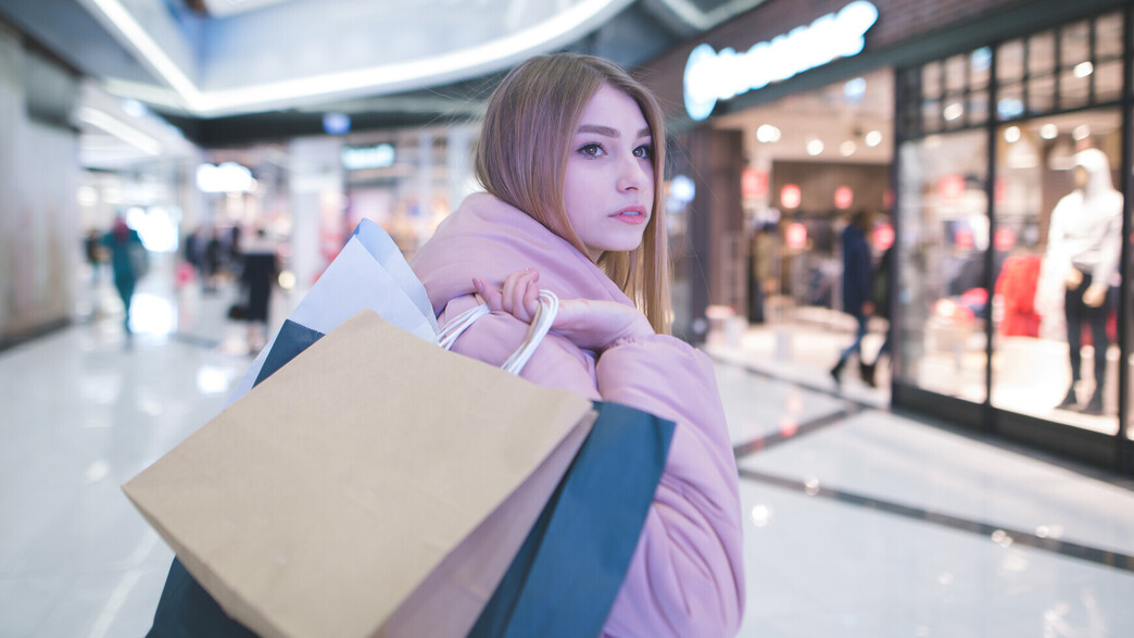 הישראלים שהתמכרו לקניות 