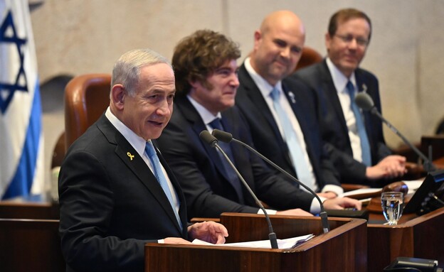 ראש הממשלה בנימין נתניהו בישיבה מיוחדת לכבוד חאבייר מיליי (צילום: יואב דודקביץ', פלאש 90)