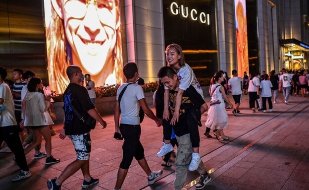 סינים קונים מותגים סינים קונים מותגים