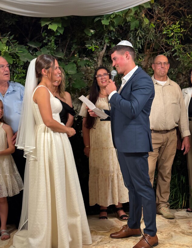 כוכבת הריאליטי יובל מאור נישאה לבחיר ליבה