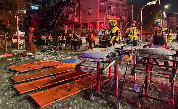 אחת מזירות הנפילה במרכז הארץ (צילום: מד