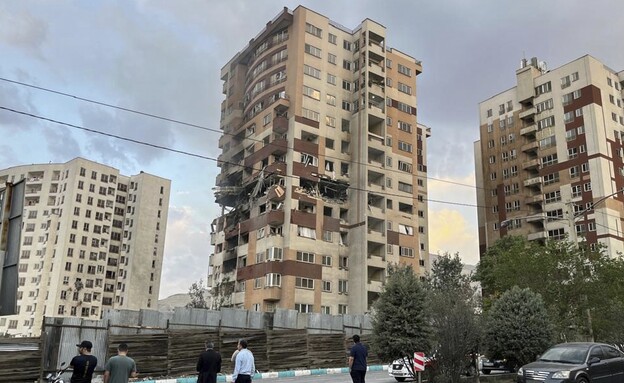 ישראל תוקפת באיראן (צילום: AP)