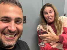 קייטלין ג'נר בזמן מתקפה איראנית על ישראל (צילום: מתוך עמוד האינסטגרם של Regev Gur)