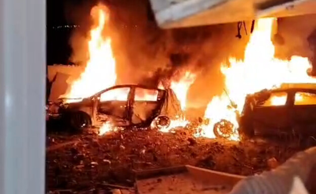 נזק מפגיעה בבית כנסת (צילום: שימוש לפי סעיף 27א' לחוק זכויות יוצרים)
