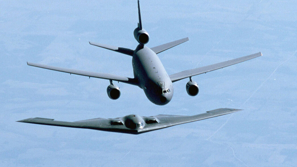 המפציץ האסטרטגי B-2