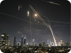 יירוטים ברחבי הארץ עקב שיגור טילים מאיראן (צילום: AP)