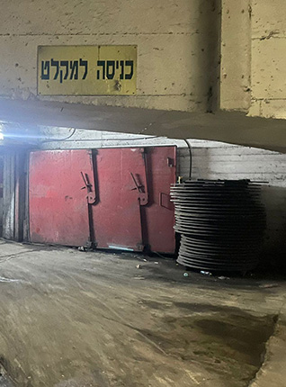 המקלט בתחנה המרכזית (צילום: אספיר איובוב)