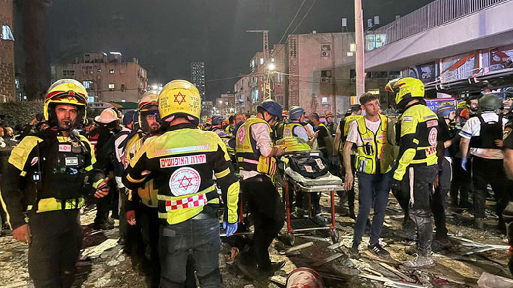 בזירה עם מדא בזירה עם מדא