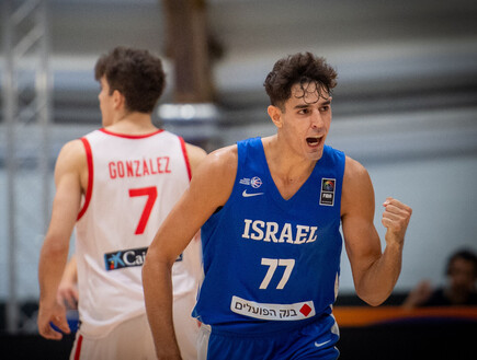 בן שרף נבחרת ישראל (צילום: FIBA PHOTOS)