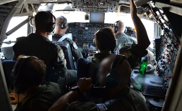 חיל האוויר בפעולה