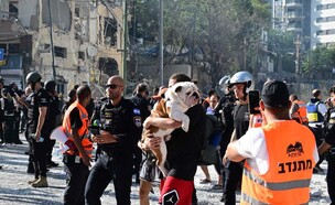 פגיעה ישירה במרכז הארץ (צילום: יוסי זליגר, TPS)