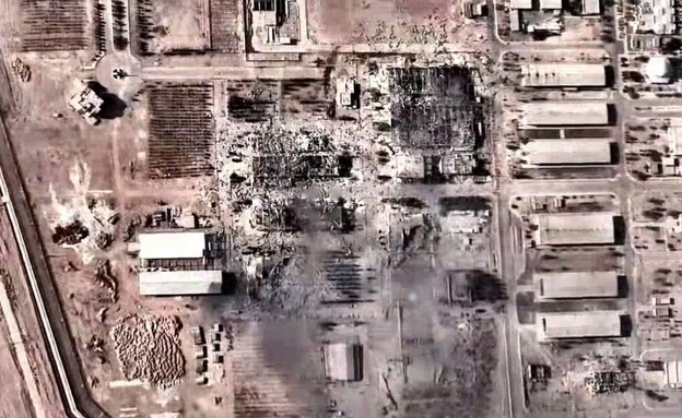 אתר הגרעין באספהאן לאחר תקיפת צה״ל אתר הגרעין באספהאן לאחר תקיפת צה״ל