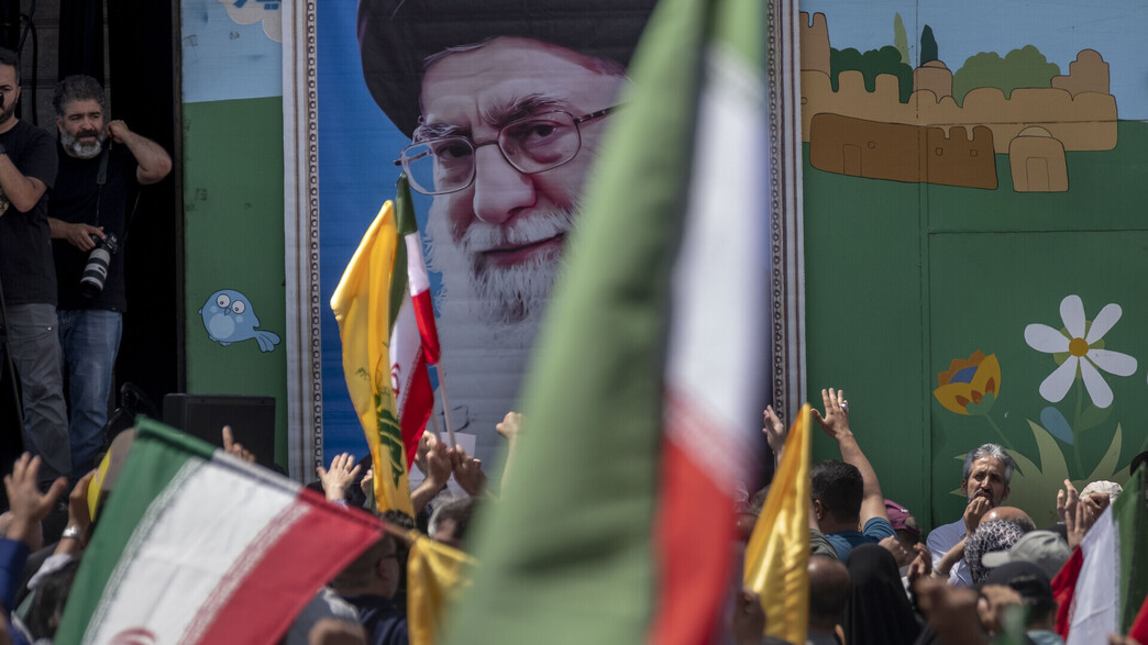הפגנה נגד ישראל בטהראן, איראן (צילום: Morteza Nikoubazl/NurPhoto via Getty Images)