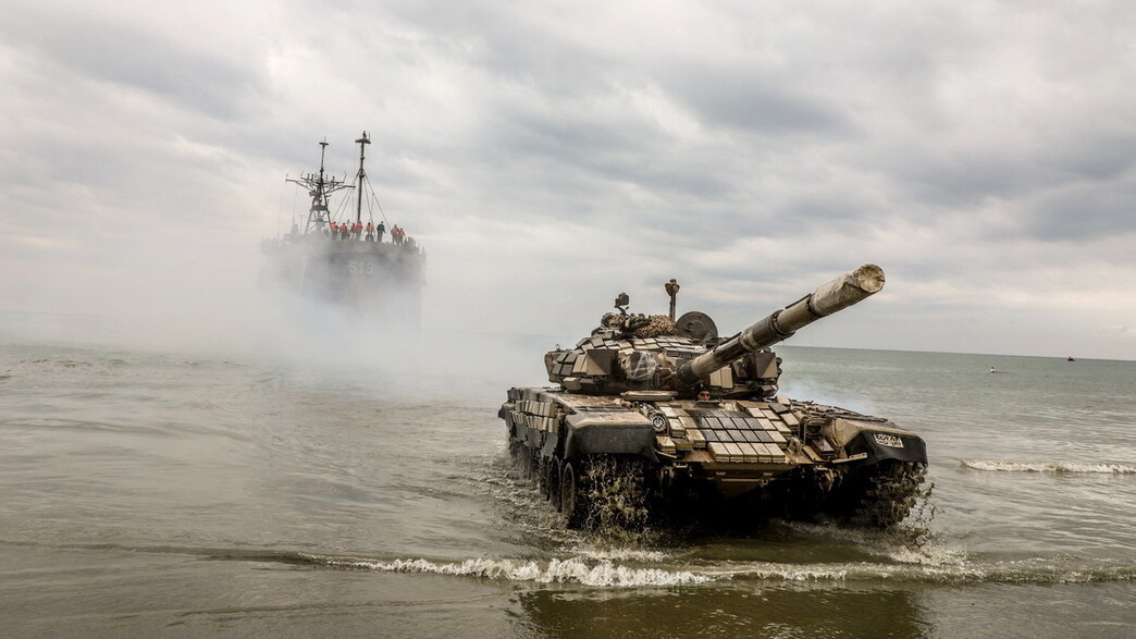 תרגיל של צבא איראן במצרי הורמוז