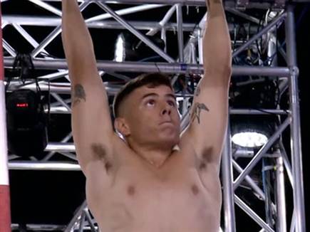 אוהד את העיסוק בכושר (צילום מסך) (צילום: ספורט 5)