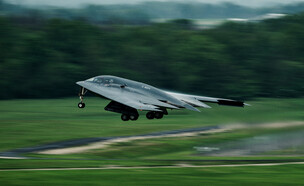 המפציץ האסטרטגי B-2 (צילום: Reuters)