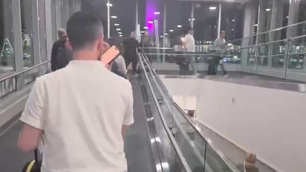 אחרי ביטולי הטיסות לישראל: נוסעים בניו יורק חוזרים