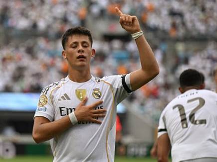 עם שער נהדר, הפעם של ארדה גולר (GETTY)