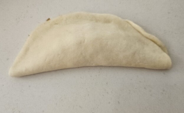 פירושקי. מקפלים לשניים