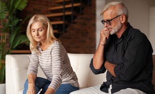 זוג מתגרש, גירושים (צילום: Andrii Zastrozhnov, shutterstock)