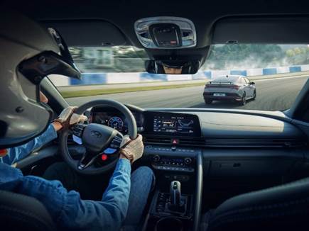 יונדאי אלנטרה N - האחות המופרעת של האלנטרה ליסינג של השכן (צילום: ספורט 5)