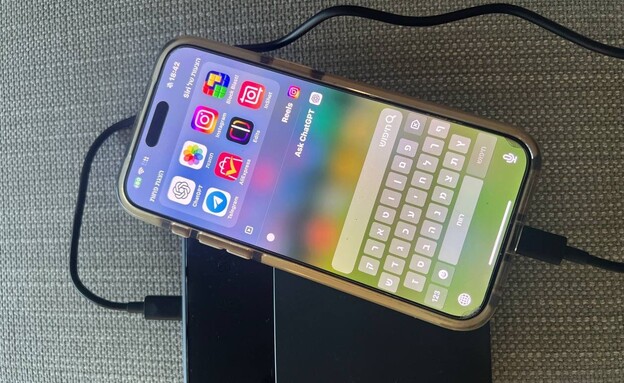Baseus Blade H1 (צילום: לילי שרצקי אלמליח)