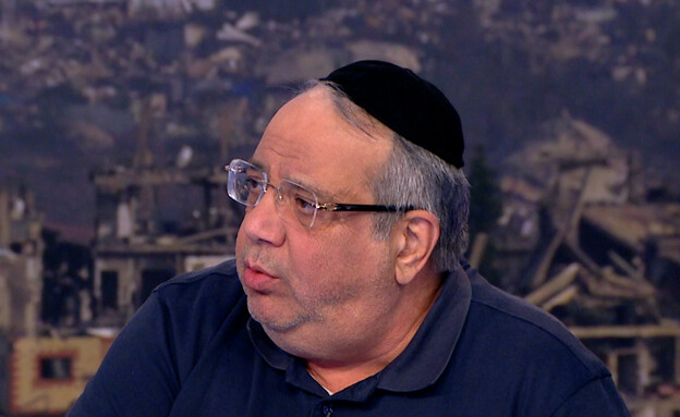 יגאל גואטה, מגיש התכנית בנימיני וגואטה, "כאן"