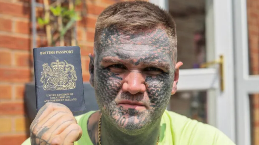 ג'ייסון הוומאן שגורש מדובאי בגלל קעקועים ג'ייסון הוומאן שגורש מדובאי בגלל קעקועים